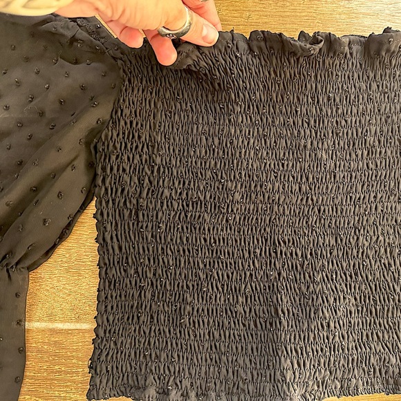 Boohoo Off the Shoulder Polka Dot Ruffle long sleeve sheer Crop Blouse Size 10 - Picture 3 of 5